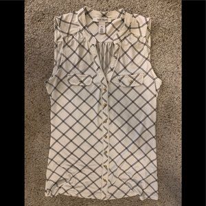 WHBM Sleeveless button up top